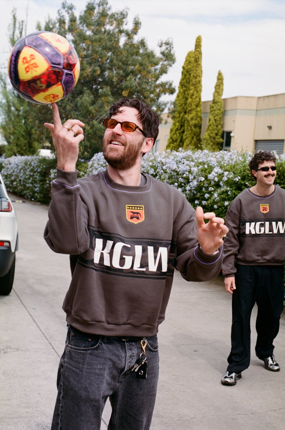 KGLW x MUNDIAL x R.SPORT Football Box Crew